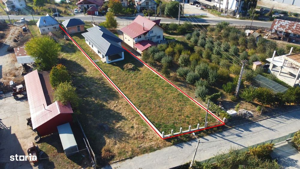 Casă de vânzare în Curtea de Argeș.