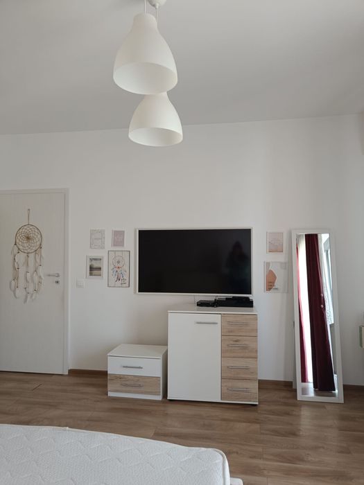 Inchiriez apartament cu o camera Bulevardul Aviatiei Giroc