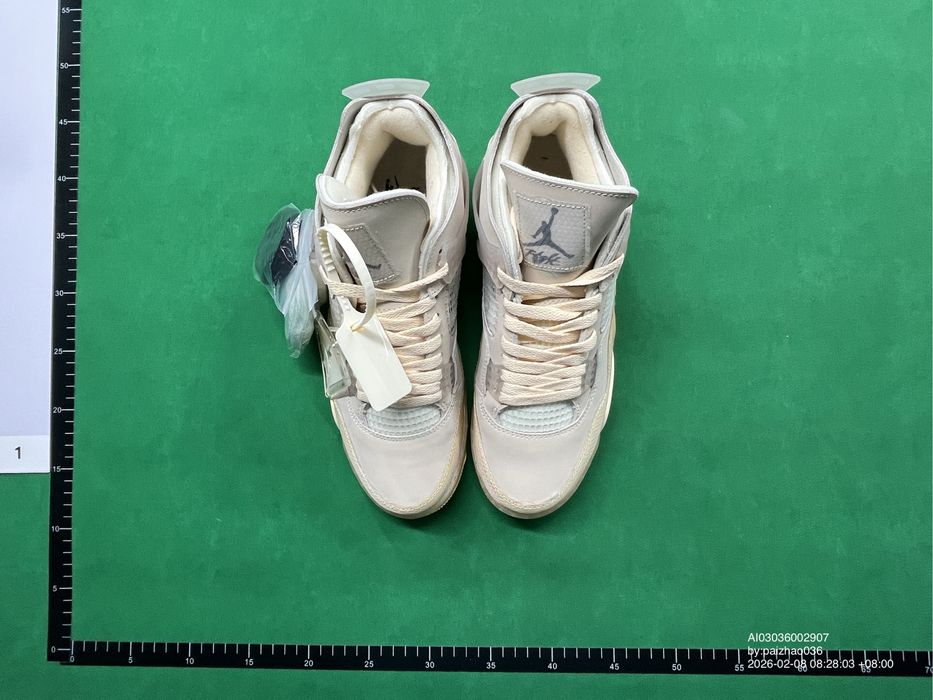 Jordan 4 off-white