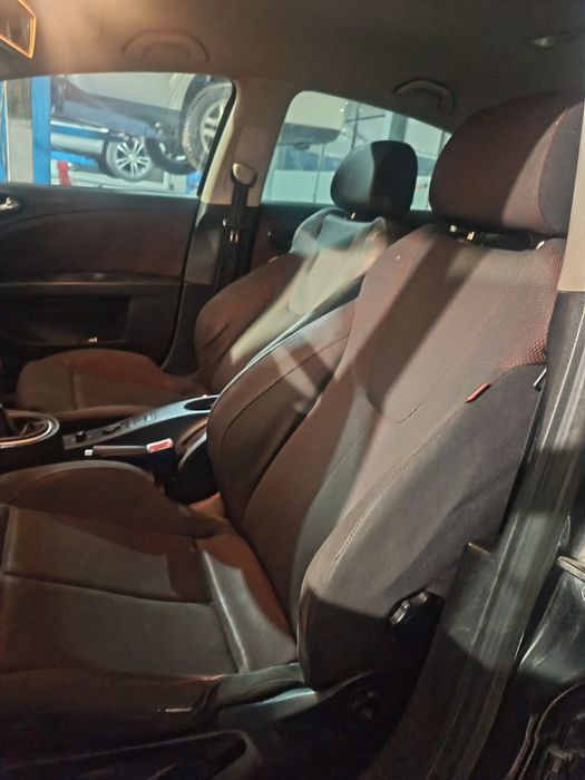 Сеат леон 2.0тфси на части