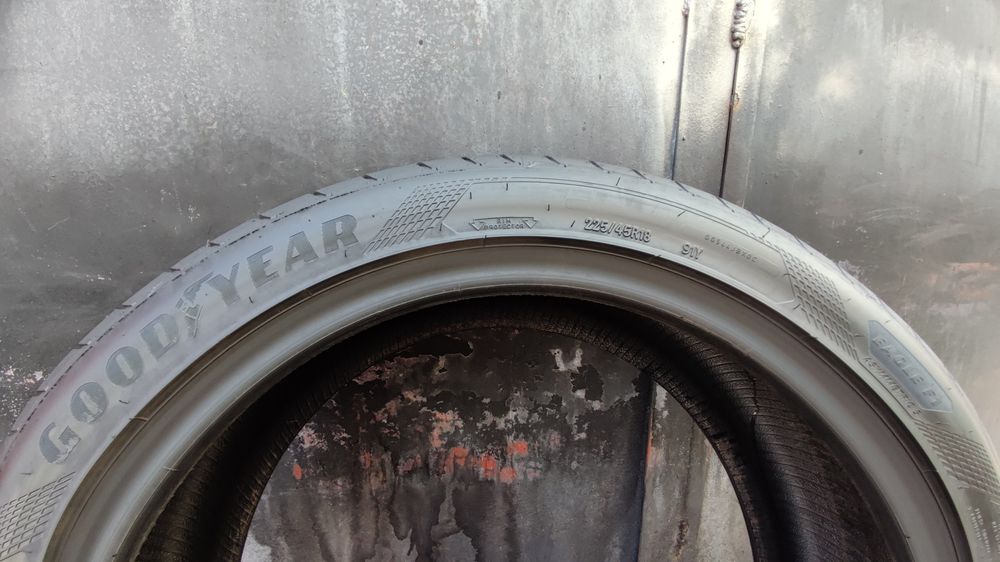 1бр. лятна гума 225/45/18 GoodYear Eagle F1 Asymmetric 5 
dot23
6.89mm
