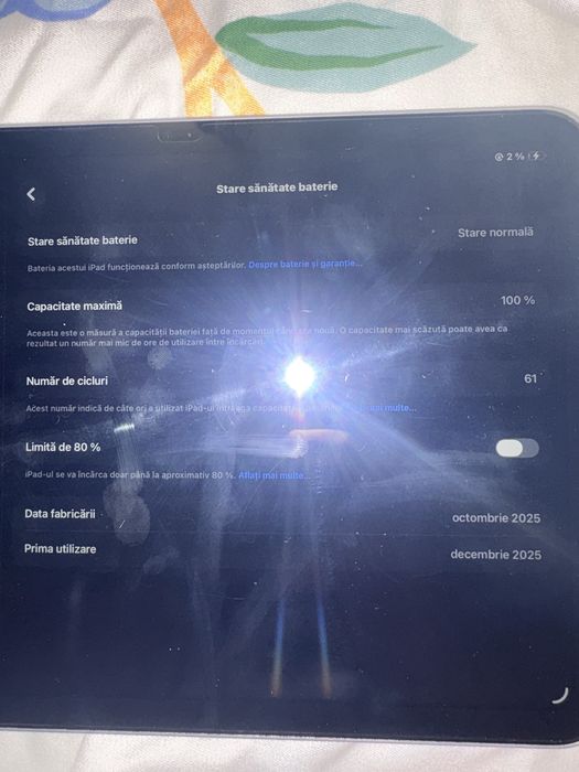 I pad 11(A16) este foarte putin folosit nu are nici o zgârietura si merge perfect fara probleme