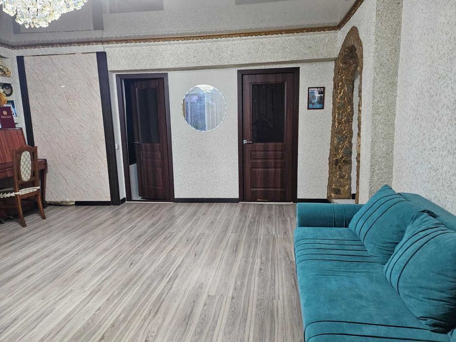 Уютный дом в Красном Яре