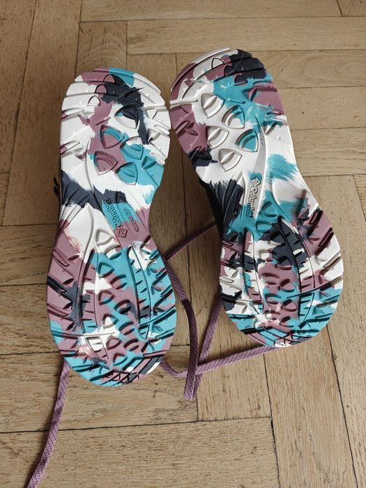 Columbia Newton Ridge BC nou