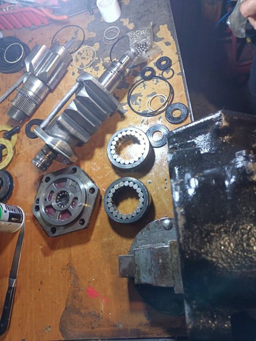 Reparati casete directie camioane