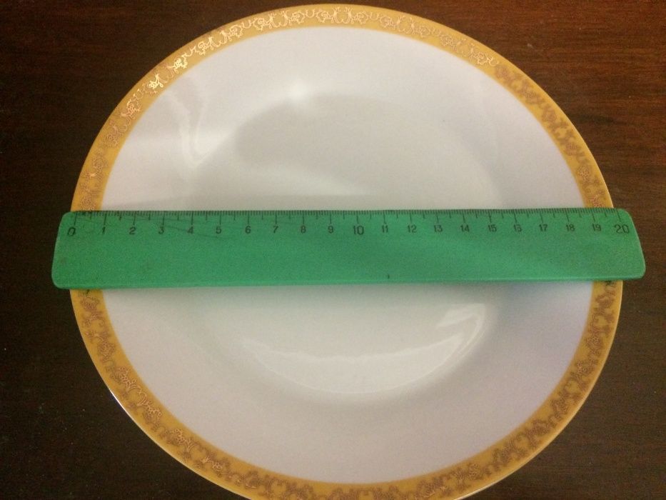 красивые тарелки.новые