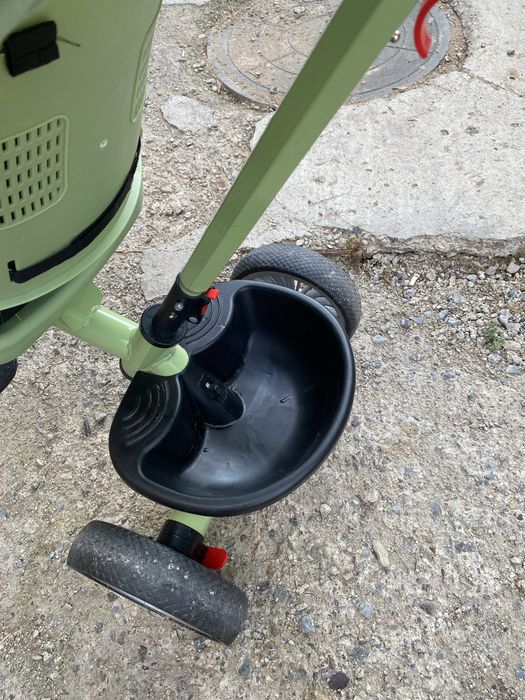 ПРОДАМ велосипед детский трёхколёсный!!