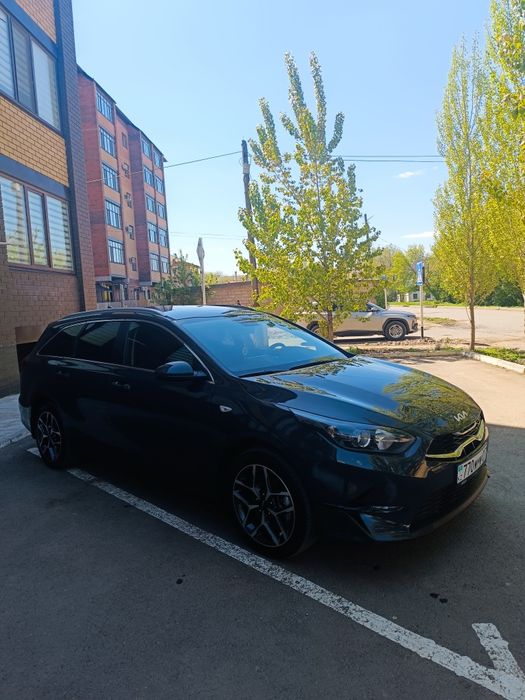 Продам kia ceed sw