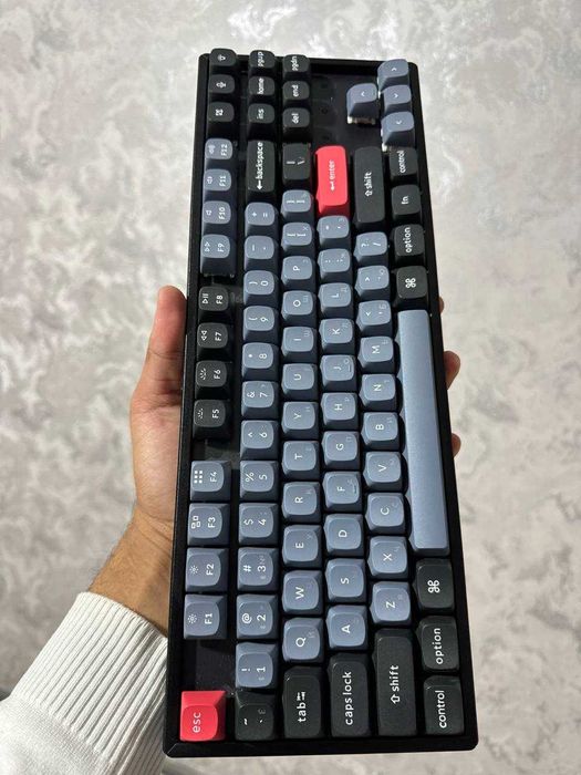 Keychron K8 Pro TKL (Deyarli yangi, 1 oy ishlatilgan) - 80$