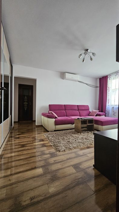 Apartament 3 camere, central
