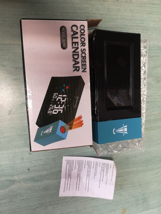 De vanzare ceas cu proiectie pe tavan