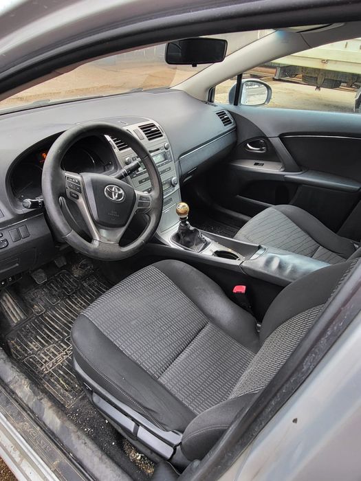 Se vinde Toyota Avensis
