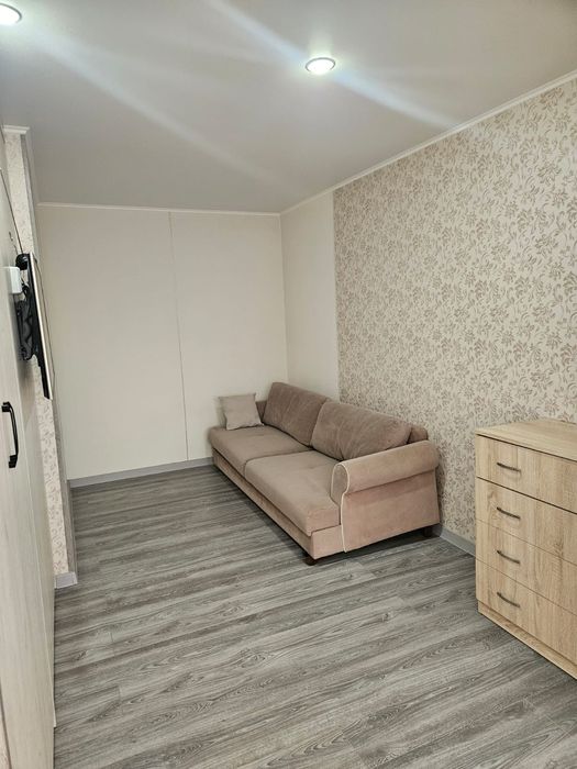 Продам 1 ком квартиру 2/5