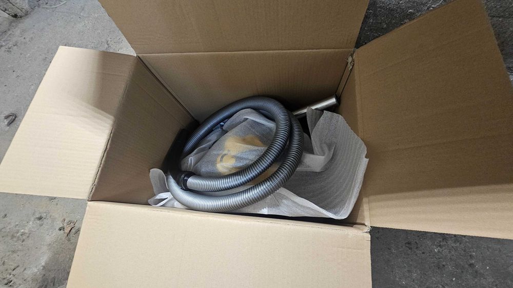 Прахосмукачка Dyson DC19, професионално профилактирана