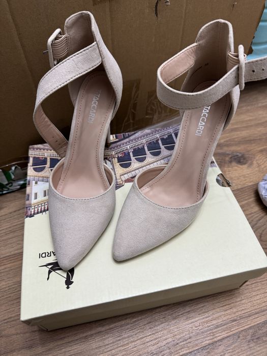 Продаются туфли по 2000 тг