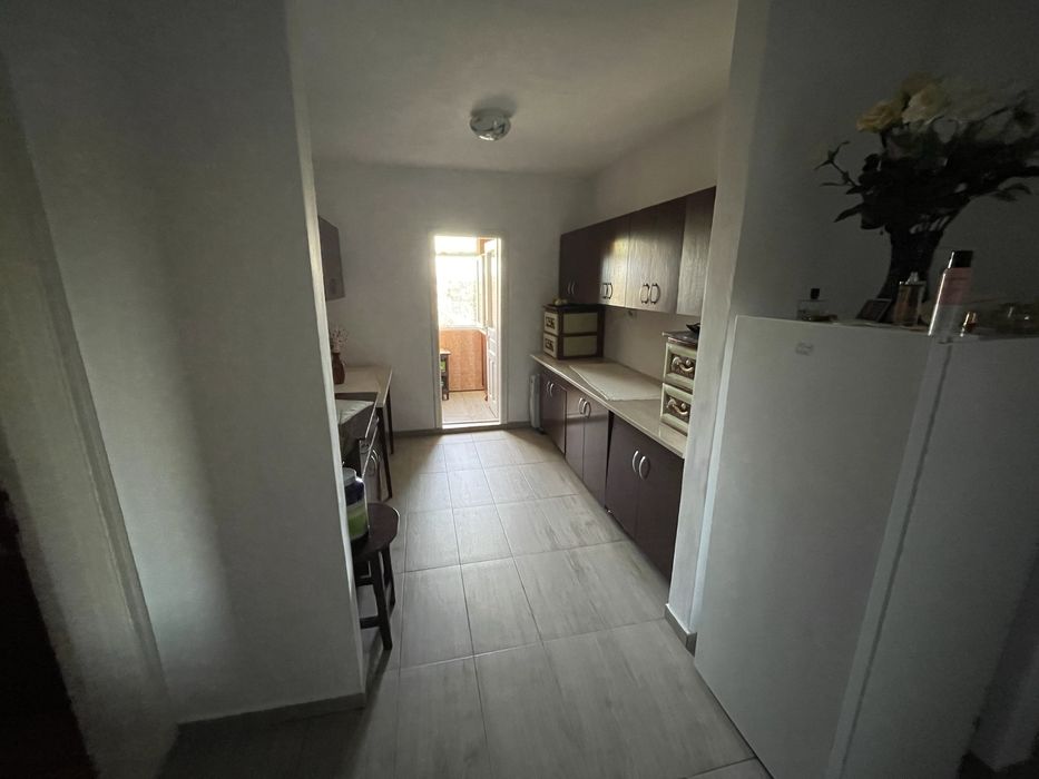 Apartament decomandat cu 2 camere