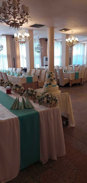 Продава се украса за сватба