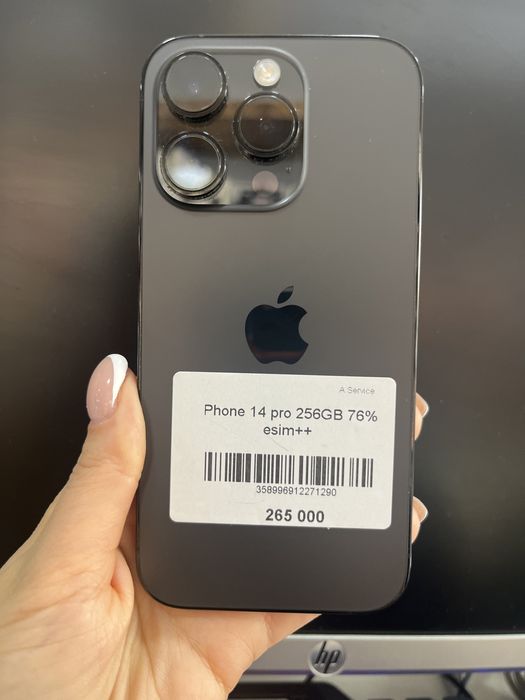 iPhone 14 pro в идеальном состоянии