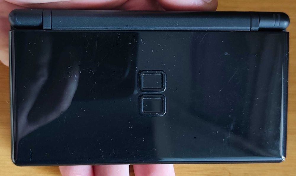 Nintendo DS Lite