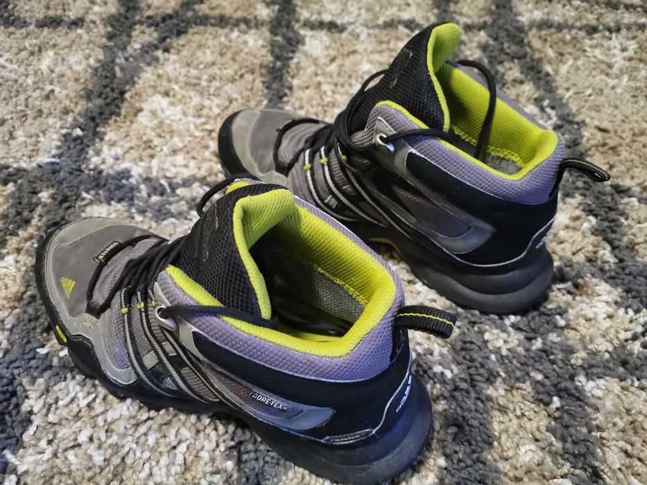 Adidas Terrex GORE-TEX  дамски маратонки номер 36