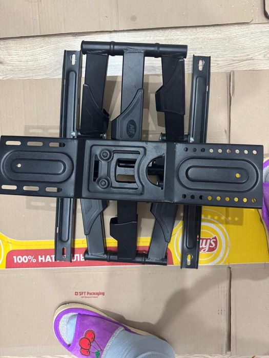 Кроштейн для телевизора