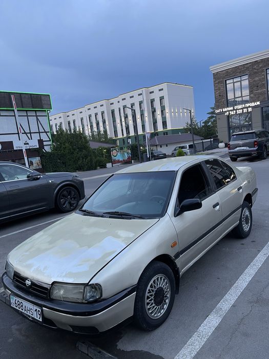 Nissan primera p10 на полном ходу