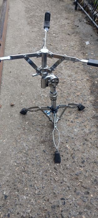 Стойка за барабани,стойка за чинели,стойка за ноти