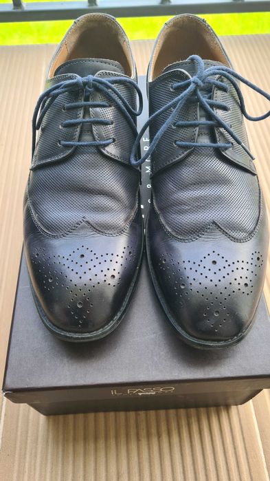 Vând pantofi piele eleganti, Il Passo, 39, culoare bleumarin închis