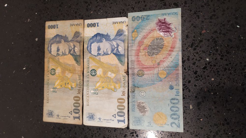 Vând 3 Bancnote Vechi de colecție !!!