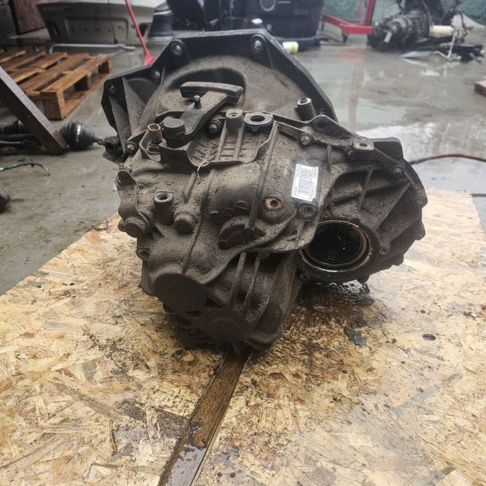 Скоростна кутия PK6080 2.5DCI Master Movano