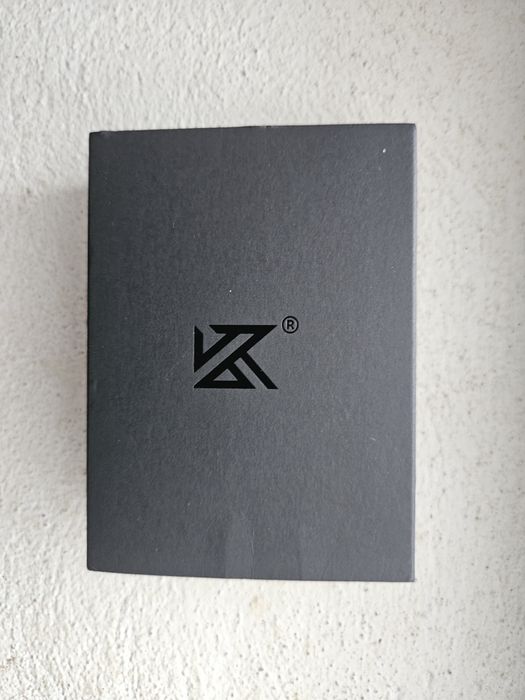 IEM Casti KZ ZAR  – stare impecabilă, full box