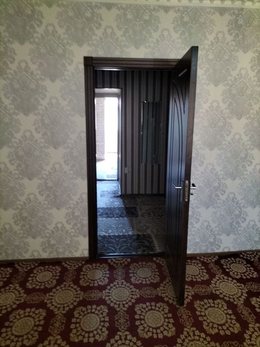 Аренда метро тинчлик 2.хонали оилага берилади расмдаги уй