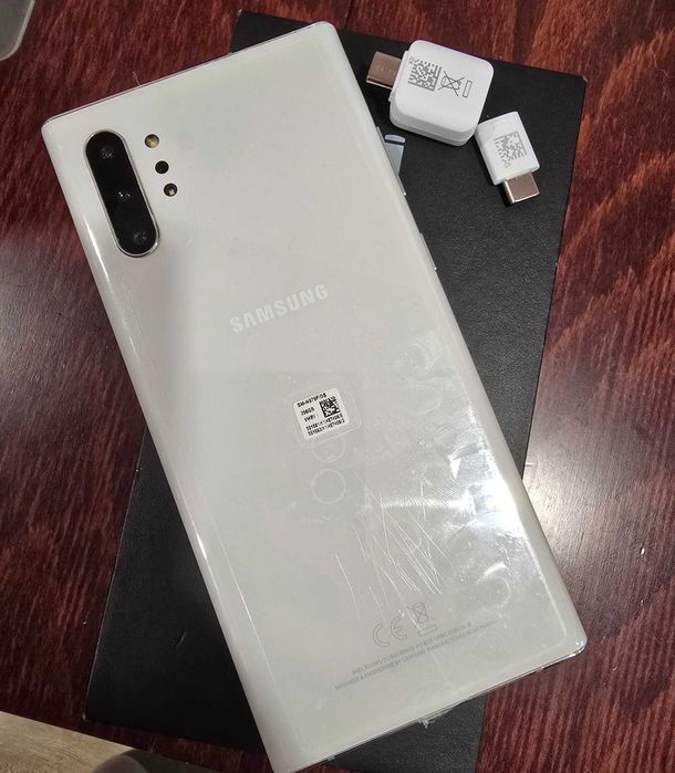 Продавам Samsung Galaxy Note 10 Plus, бял