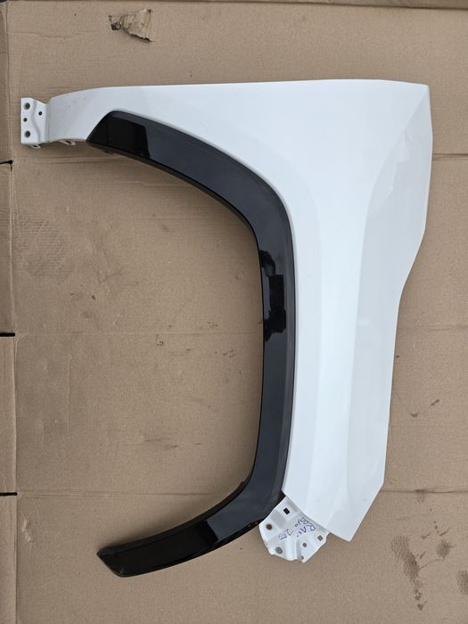 Десен калник и лайсна за Toyota Rav 4 / Тойота Рав 4 след 2019 г.