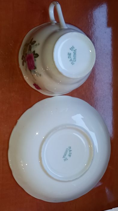 Vad set portelan fin chinezesc  cafea/ceai,4 cesti+4 farfurioare medii