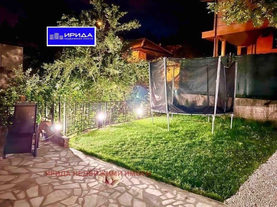 Продава къща в  Бояна