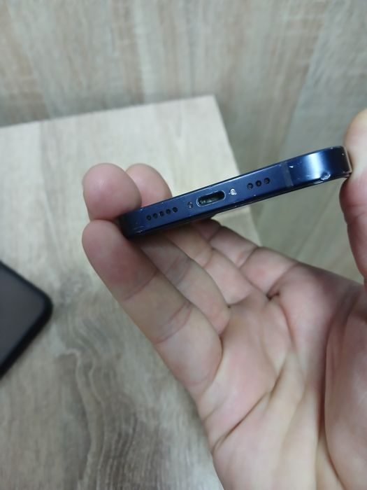 iPhone 12. Продаю.Читайте внимательно!