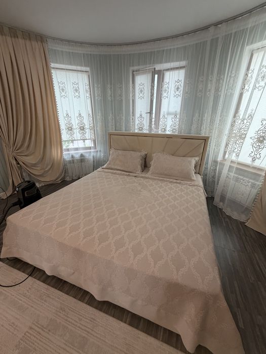 Продам кровать 2/1,80