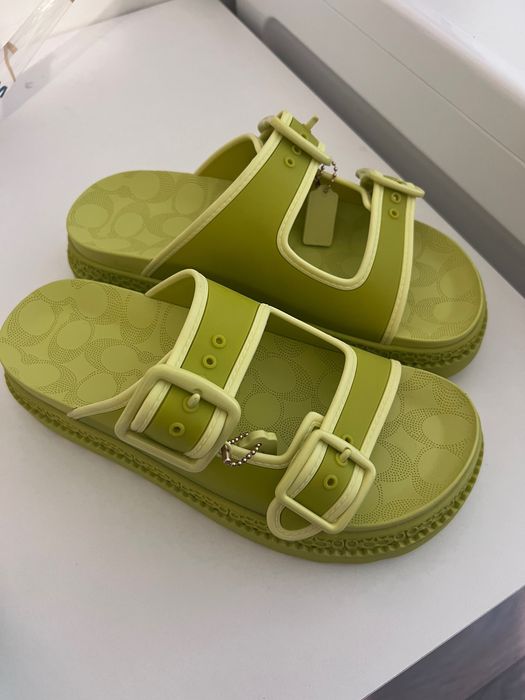 Coach оригинални нови Сандали