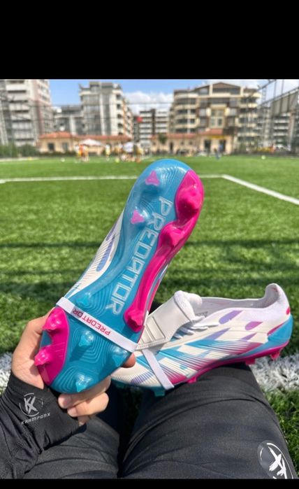 Продам бутсы Адидас Предатор