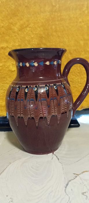 Керамични кана и ваза