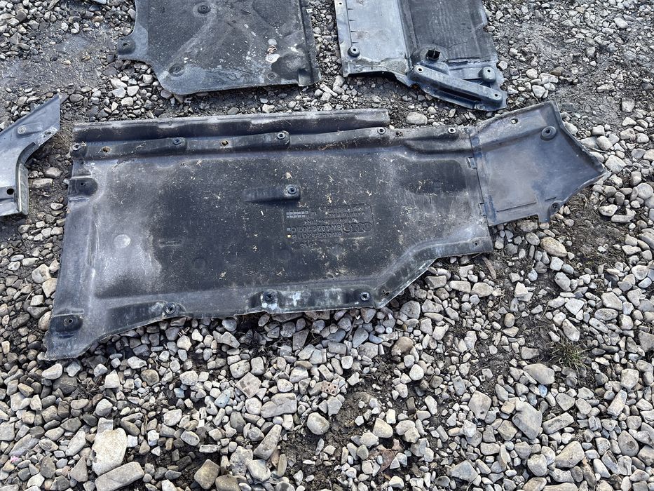 Carenaje, scut motor, scut cutie, scuturi laterale Audi A4 B9