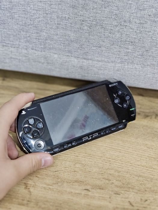 PSP 1000 приставка