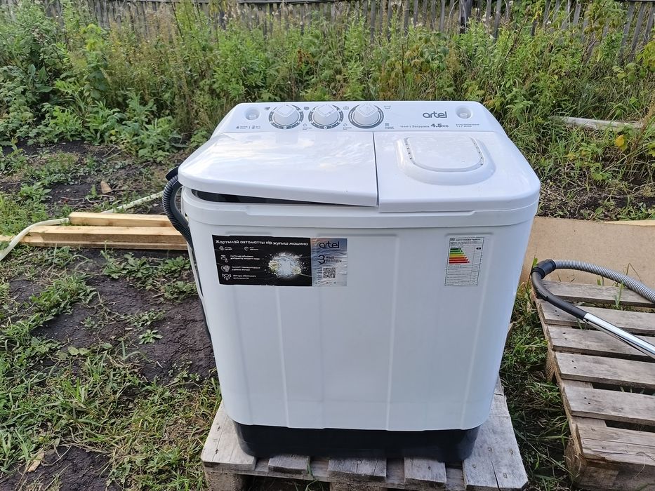 Продам стиральную машинку полуавтомат. Пользовались очень редко.