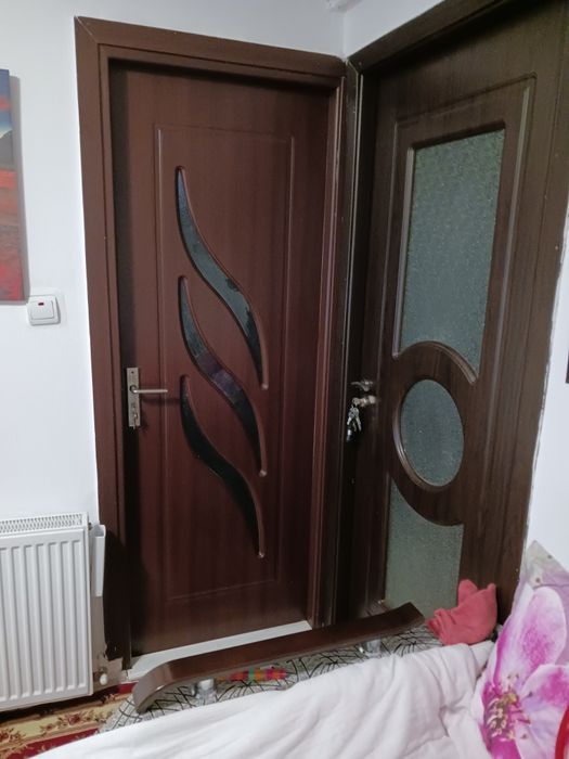 Usa de interior  stare bună