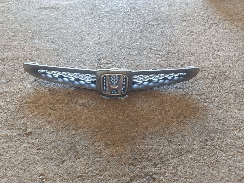 Решетка за предна броня за Хонда джаз!