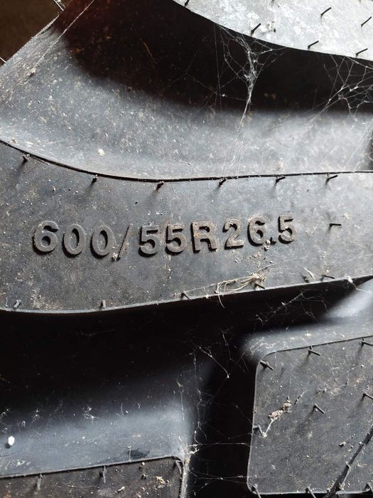 600/55R26.5 Bkt нова