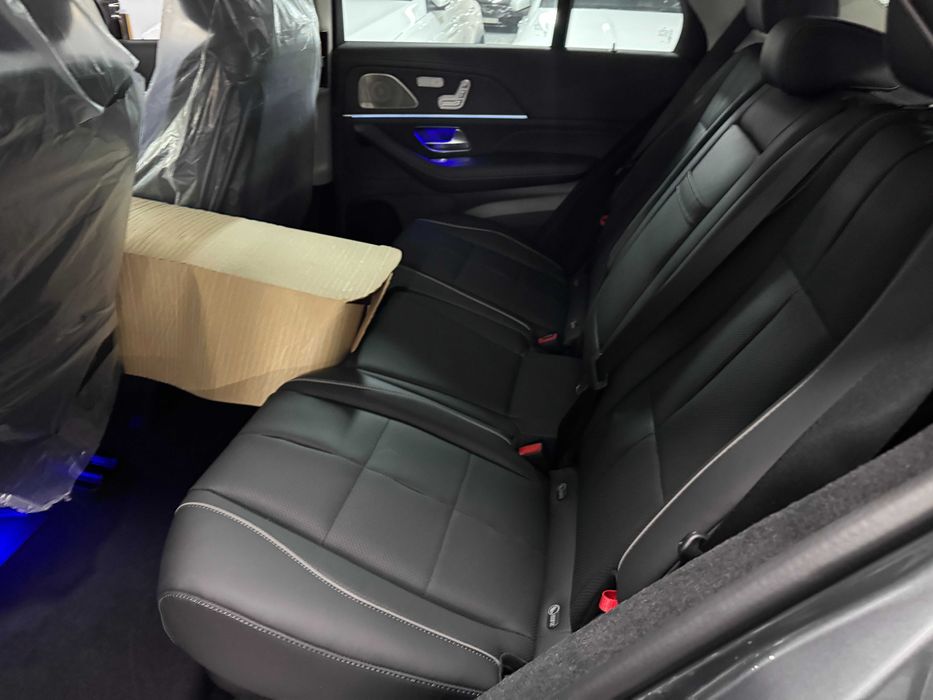 GLE 450 SUV Graphite gray on black