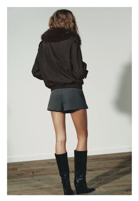 Кафяво яке Zara.