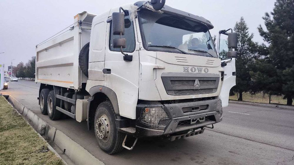 Самосвал Howo-T7S 6x4 - 25 т / 20 куб.м Sunhunk янги
